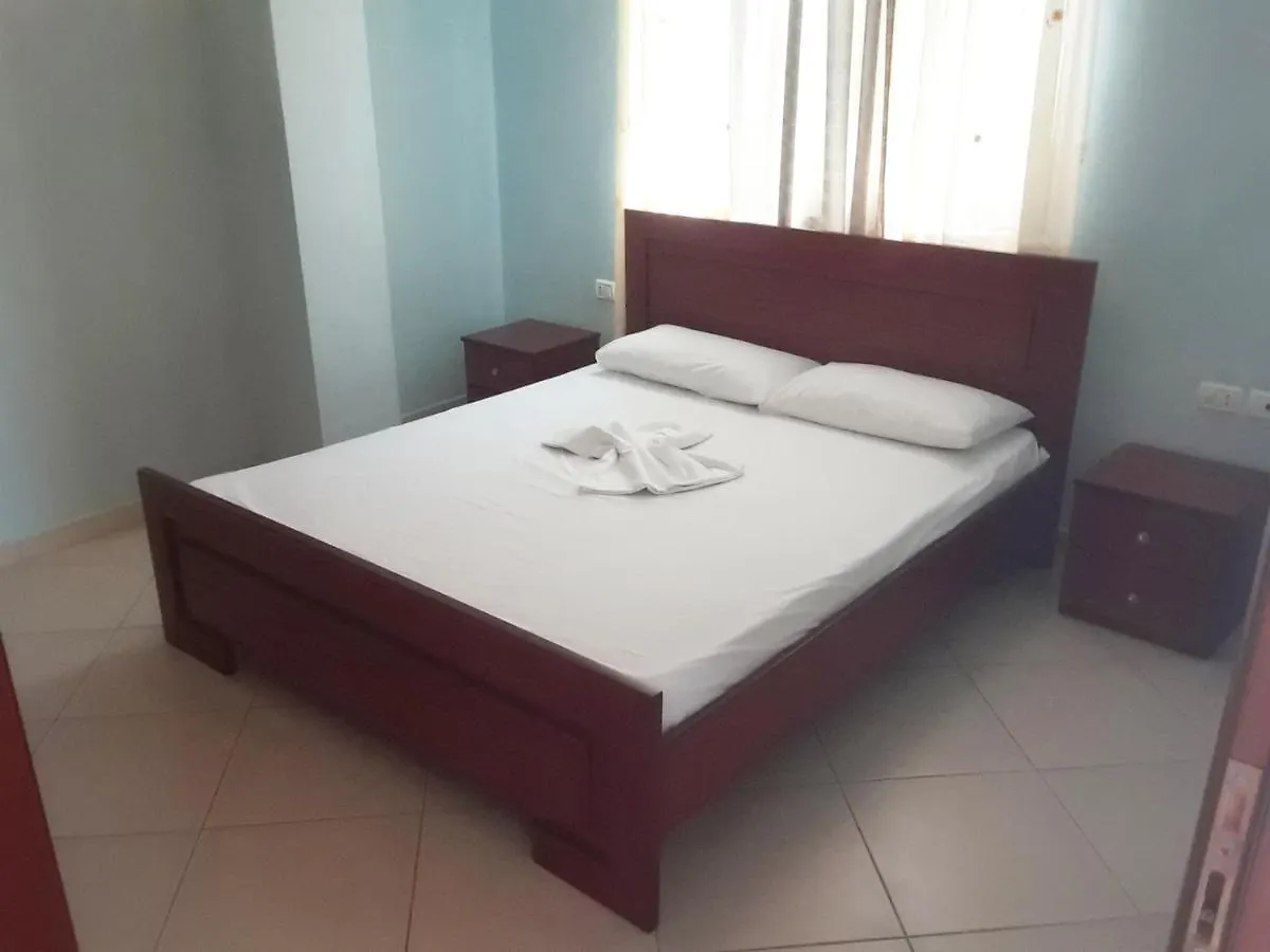 Vila Jakupi Sarande 0*,
